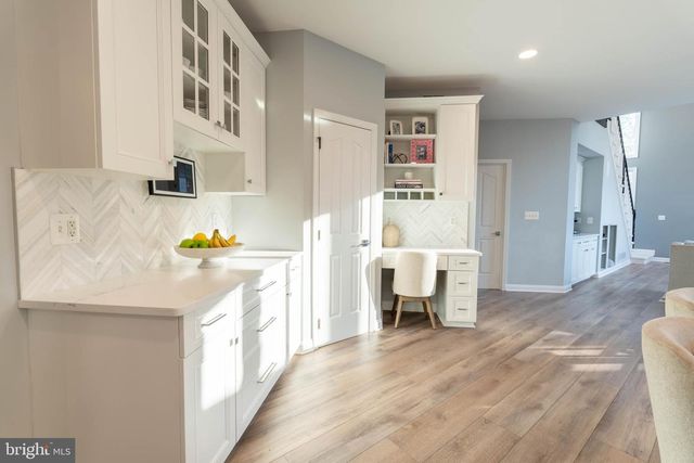 135 PREAKNESS DR, Mullica Hill, NJ 08062