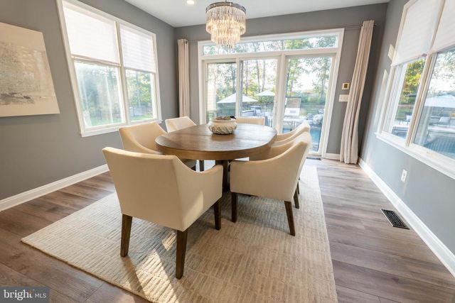 135 PREAKNESS DR, Mullica Hill, NJ 08062