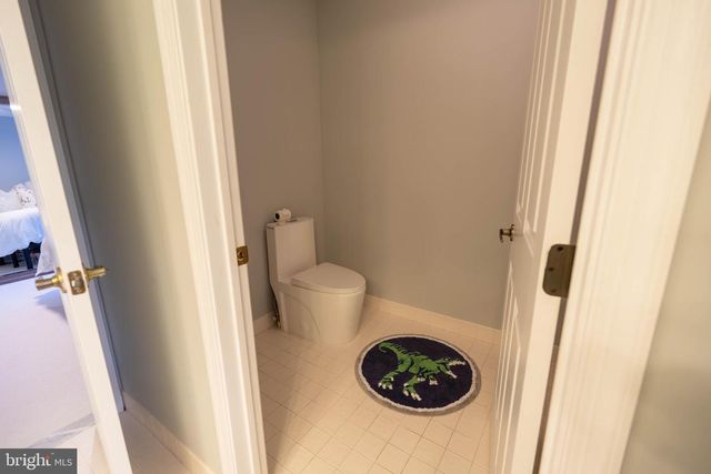 135 PREAKNESS DR, Mullica Hill, NJ 08062