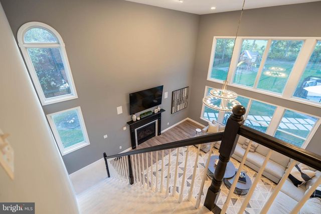 135 PREAKNESS DR, Mullica Hill, NJ 08062