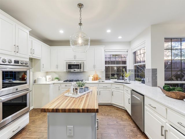 6141 Trailwood Drive, Plano, TX 75024