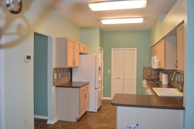 1926 SASSAFRAS DRIVE, Wesley Chapel, FL 33543