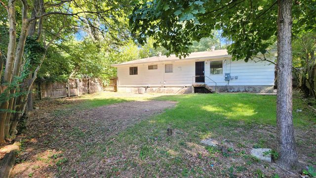 2 Southmont Drive, Little Rock, AR 72209