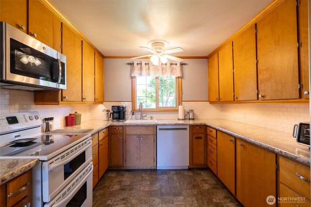 727 K Street, Centralia, WA 98531