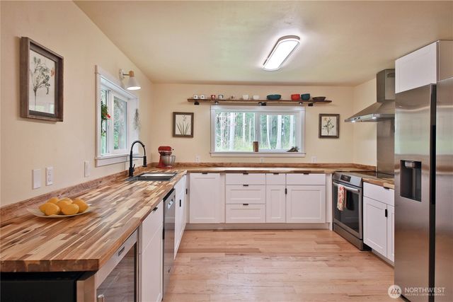 764 Nature Lane, Coupeville, WA 98239