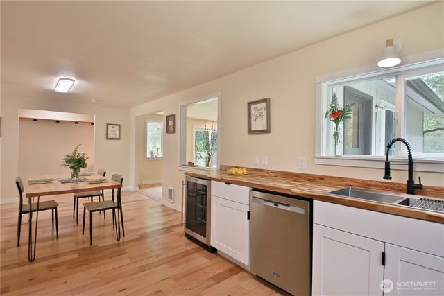 764 Nature Lane, Coupeville, WA 98239