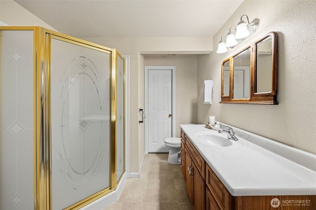 13124 NE Central Valley Road, Poulsbo, WA 98370