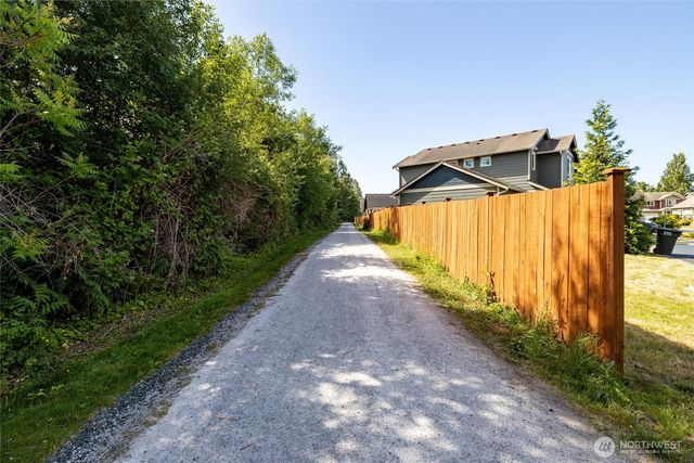 4325 Larch Lane, Bellingham, WA 98226