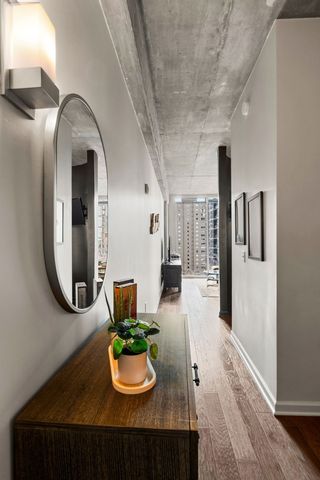 415 Church St Apt 1210, Nashville, TN 37219