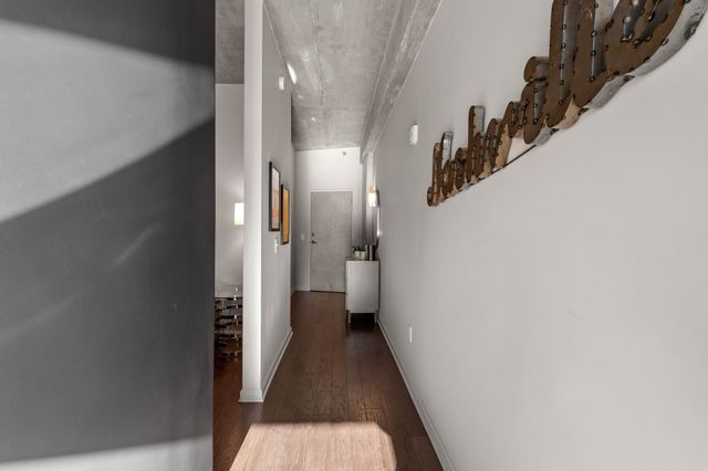 415 Church St Apt 1210, Nashville, TN 37219