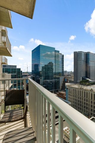 415 Church St Apt 1210, Nashville, TN 37219