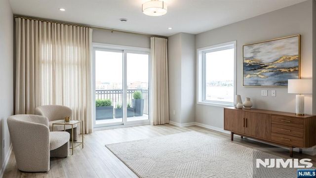 3418 City Place 3418, Edgewater, NJ 07020