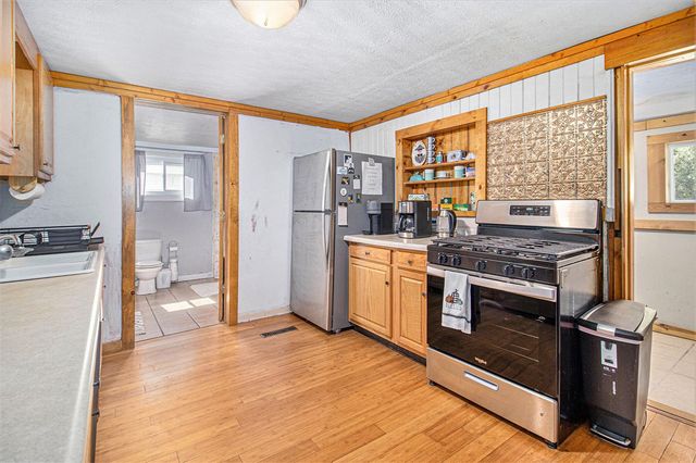 314 S 3rd Avenue, Big Rapids, MI 49307