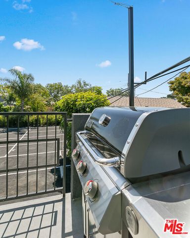 2918 HAUSER Boulevard 1, Los Angeles, CA 90016