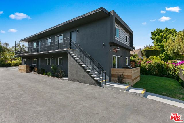 2918 HAUSER Boulevard 1, Los Angeles, CA 90016