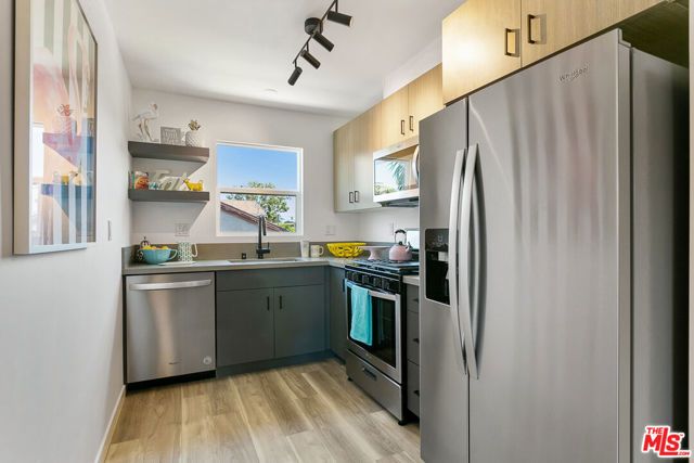 2918 HAUSER Boulevard 1, Los Angeles, CA 90016