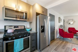 2918 HAUSER Boulevard 1, Los Angeles, CA 90016