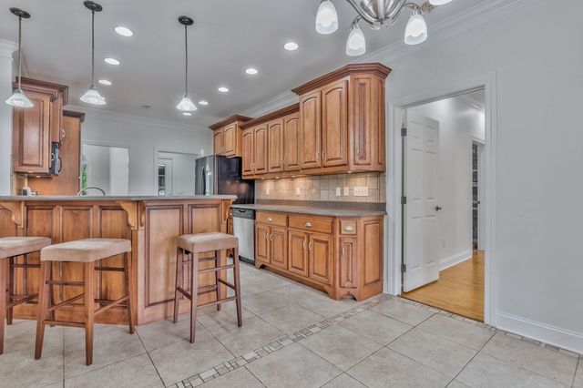 282 Owl Hollow Ln, Winchester, TN 37398