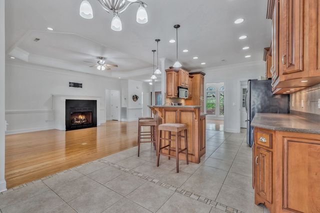 282 Owl Hollow Ln, Winchester, TN 37398