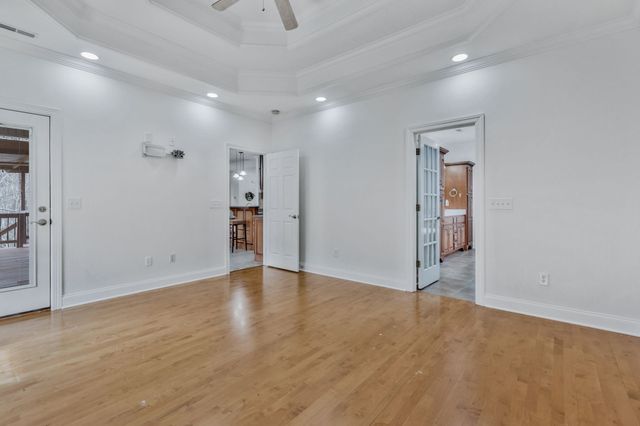 282 Owl Hollow Ln, Winchester, TN 37398