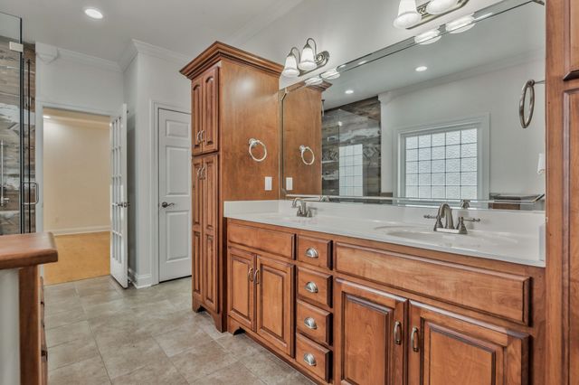 282 Owl Hollow Ln, Winchester, TN 37398