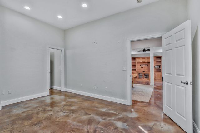 282 Owl Hollow Ln, Winchester, TN 37398