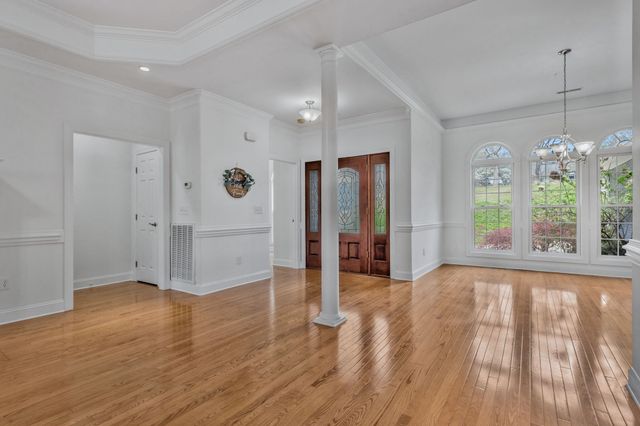 282 Owl Hollow Ln, Winchester, TN 37398