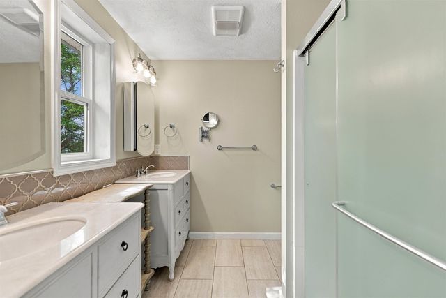 2212 W Weile Ave, Spokane, WA 99208