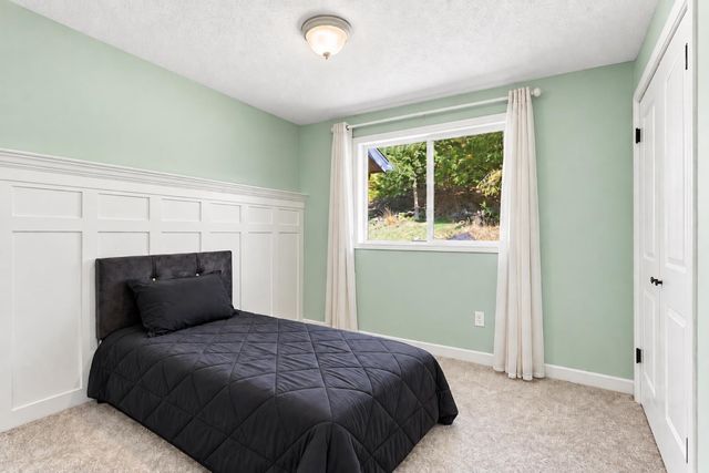 2212 W Weile Ave, Spokane, WA 99208