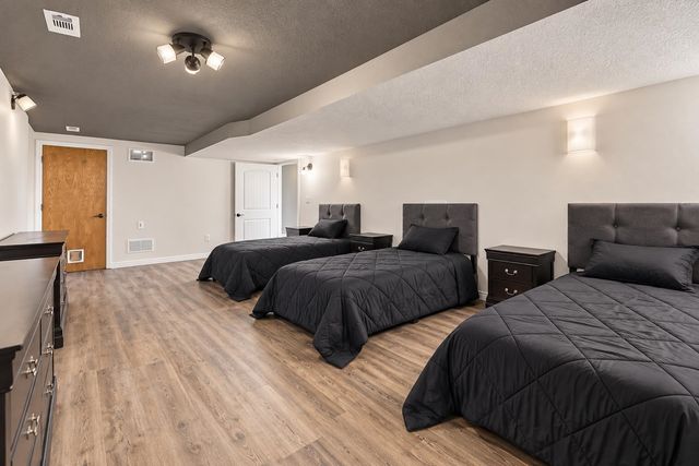 2212 W Weile Ave, Spokane, WA 99208