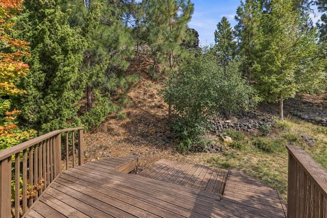 2212 W Weile Ave, Spokane, WA 99208