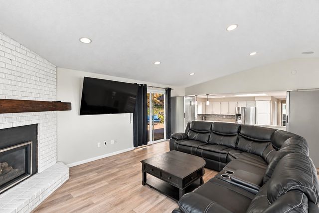 2212 W Weile Ave, Spokane, WA 99208