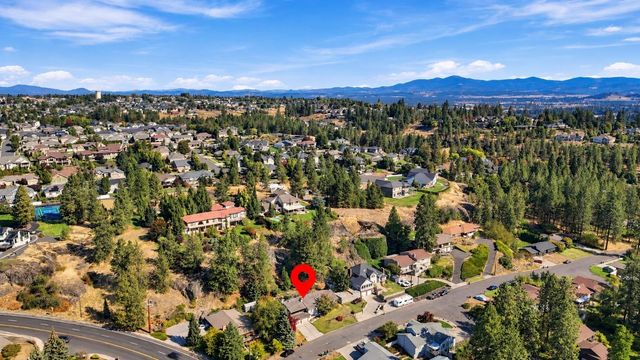 2212 W Weile Ave, Spokane, WA 99208