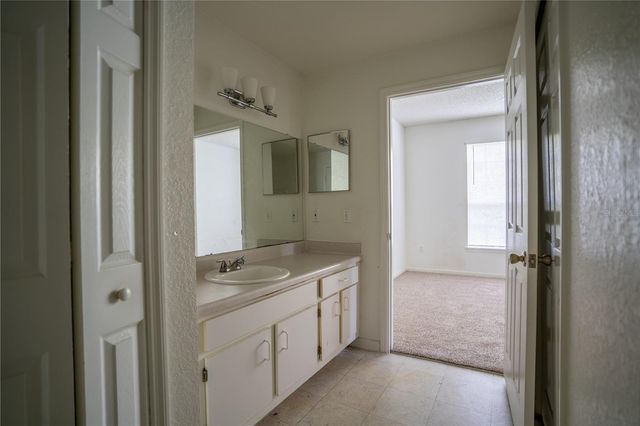 13037 MULBERRY PARK DRIVE 5211, Orlando, FL 32821