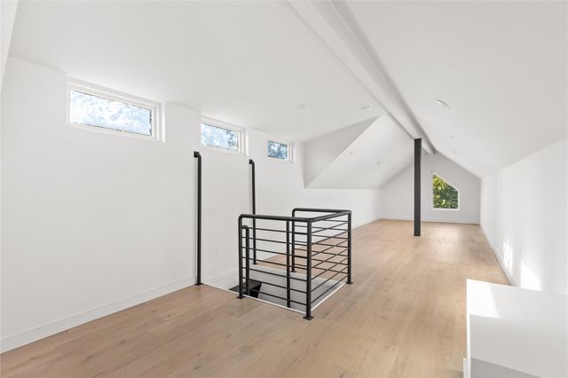 613 Clifford DR A, Austin, TX 78745