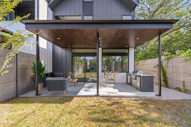 613 Clifford DR A, Austin, TX 78745