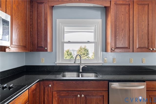 14391 Mill Creek Dr, Montpelier, VA 23192