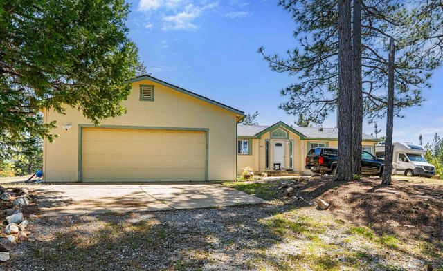 18551 Button Down Ln, Mokelumne Hill, CA 95245