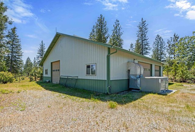 18551 Button Down Ln, Mokelumne Hill, CA 95245
