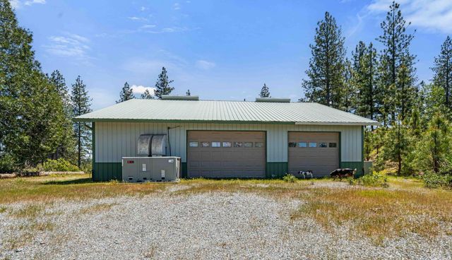 18551 Button Down Ln, Mokelumne Hill, CA 95245