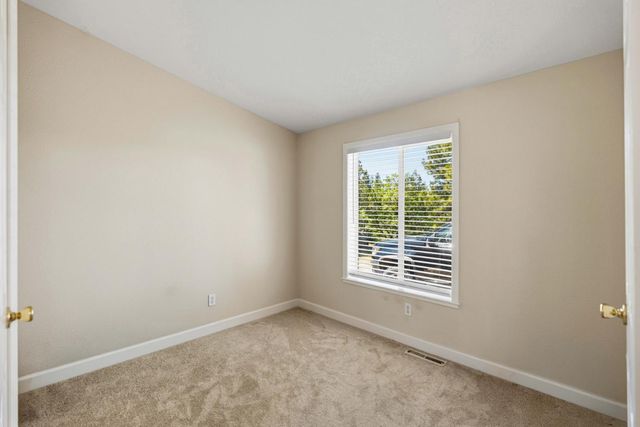 18551 Button Down Ln, Mokelumne Hill, CA 95245