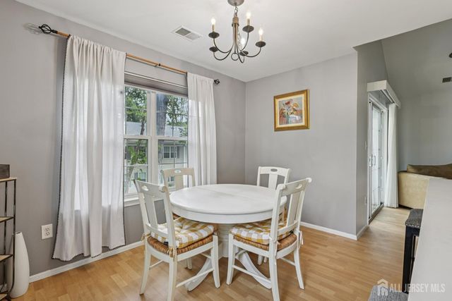 1608 Cypress Lane 8, East Brunswick, NJ 08816