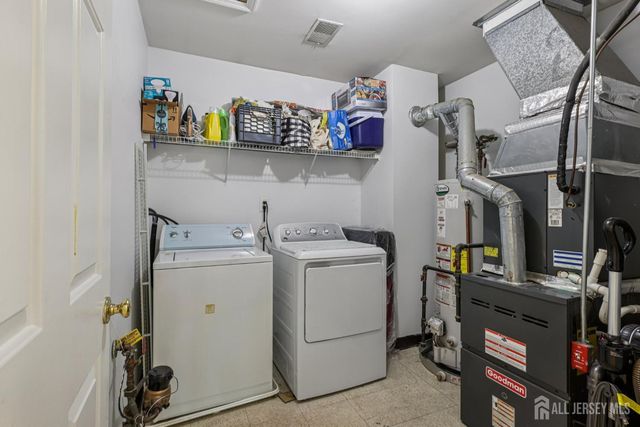 1608 Cypress Lane 8, East Brunswick, NJ 08816