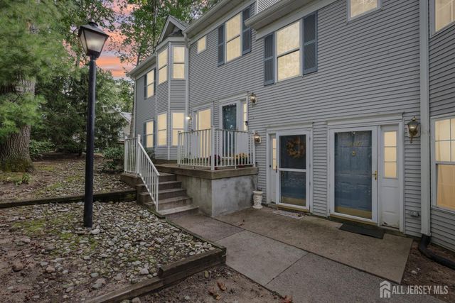 1608 Cypress Lane 8, East Brunswick, NJ 08816