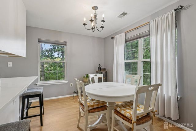 1608 Cypress Lane 8, East Brunswick, NJ 08816