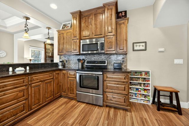 3764 Calle Vista Drive, Medford, OR 97504
