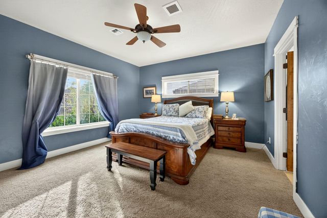 3764 Calle Vista Drive, Medford, OR 97504