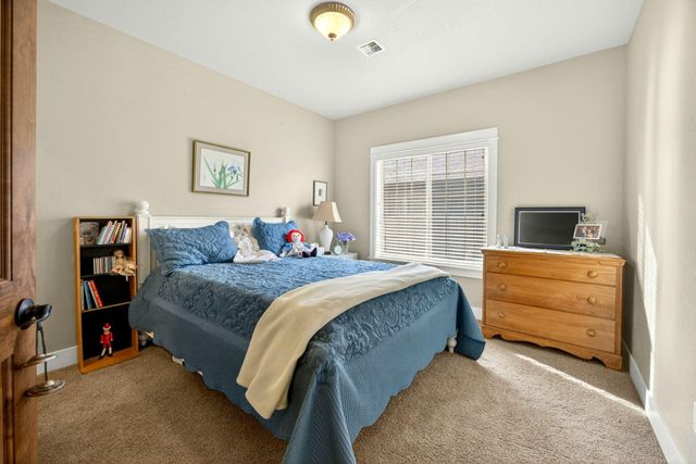 3764 Calle Vista Drive, Medford, OR 97504