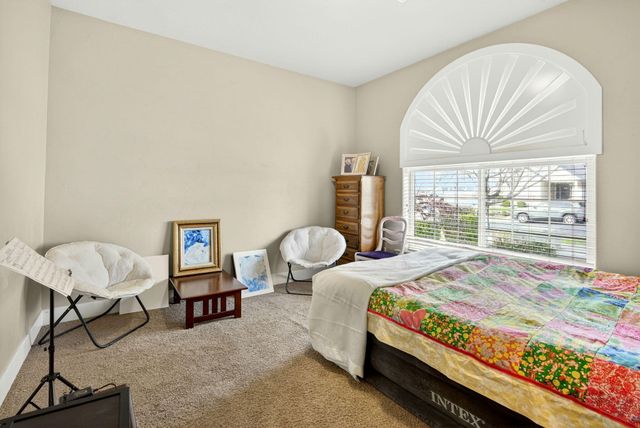 3764 Calle Vista Drive, Medford, OR 97504