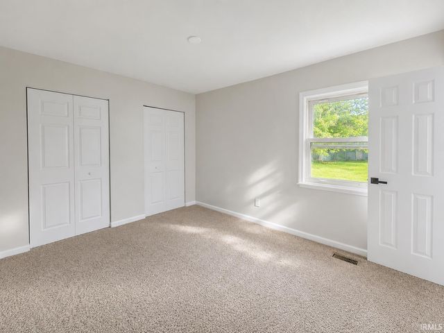 1318 W Darden Road, South Bend, IN 46628